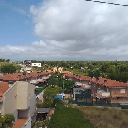 Vistas Al Mar De La Pineda *